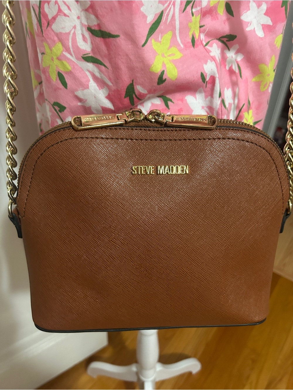 Steve Madden Tan/Brown Crossbody Bag with Gold Chain
